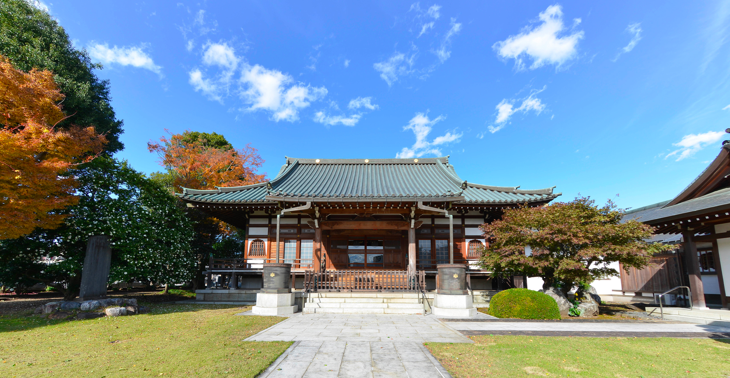 廣渡寺の本堂正面画像。